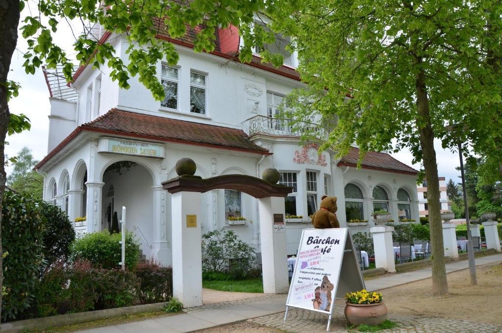 Hotel Villa Konigin Luise 바트피르몬트 외부 사진